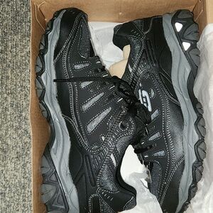 Worn once skechers memory foam sneakers